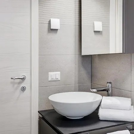 Apartament Relais Betty App Arale 2 *